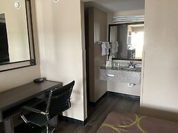 Super 8 by Wyndham Chattanooga/East Ridge