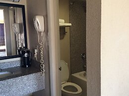 Super 8 by Wyndham Chattanooga/East Ridge