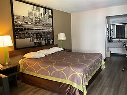 Super 8 by Wyndham Chattanooga/East Ridge