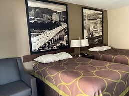 Super 8 by Wyndham Chattanooga/East Ridge