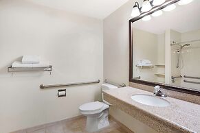 Best Western Plus Villa Del Lago Inn Patterson