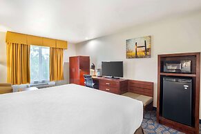 Best Western Plus Villa Del Lago Inn Patterson