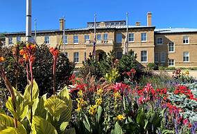 Holiday Inn Express & Suites Regina-South by IHG