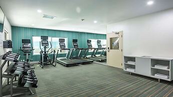 Holiday Inn Express & Suites Regina-South by IHG