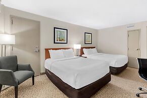 Clarion Hotel & Suites