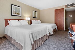 Clarion Hotel & Suites