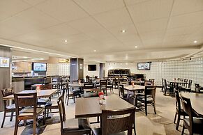 Superior Inn Hotel and Conference Centre Thunder Bay