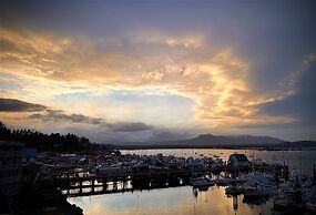 Oceanfront Suites at Cowichan Bay