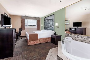 Super 8 by Wyndham Saskatoon Near Saskatoon Airport