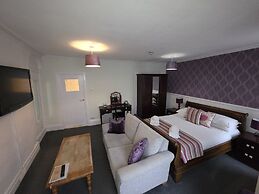 Harry's Hotel