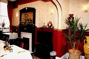 The Ilfracombe House Hotel - near Cliffs Pavilion