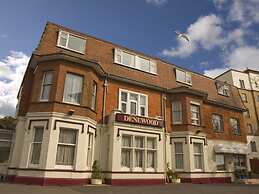 Denewood Hotel - Guest Accomodation
