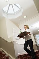 Ramada by Wyndham Cheltenham