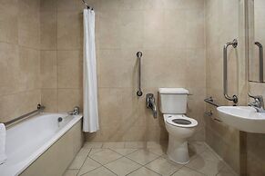 Ramada by Wyndham Cheltenham