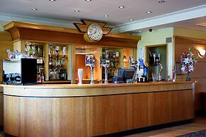 Riviera Hotel & Holiday Apartments