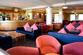 Riviera Hotel & Holiday Apartments