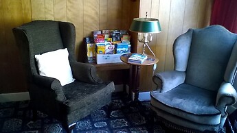 The Albert Hotel Near Winter Gardens