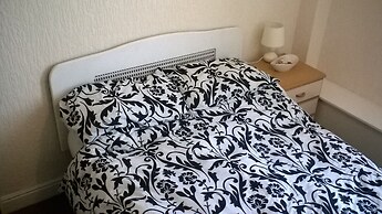 The Albert Hotel Near Winter Gardens