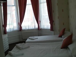 The Albert Hotel Near Winter Gardens