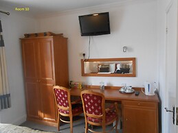 Ansteys Lea Guest House