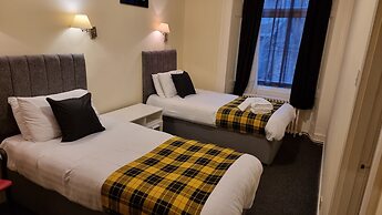 The Hampton Court Guesthouse