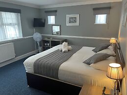 The Corner House Hotel Gatwick