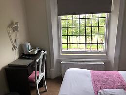 Gomersal Lodge Hotel