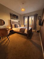 Grains Bar Hotel