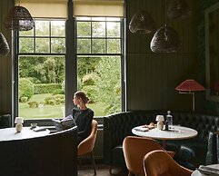 Pine Trees Hotel