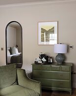 Pine Trees Hotel