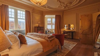 Pine Trees Hotel