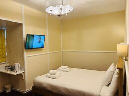 Rothwell House Hotel .