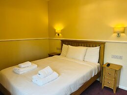 Rothwell House Hotel .