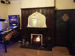 Rothwell House Hotel .