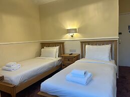 Rothwell House Hotel .