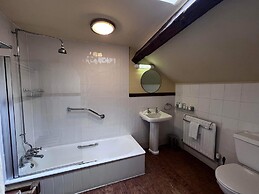 Red Lion Hotel and Manor House