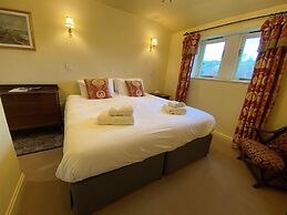 Red Lion Hotel and Manor House