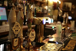 Red Lion Hotel and Manor House