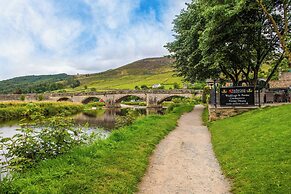 Red Lion Hotel and Manor House