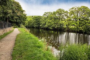 Red Lion Hotel and Manor House