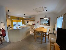 Red Lion Hotel and Manor House