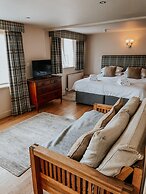 Red Lion Hotel and Manor House