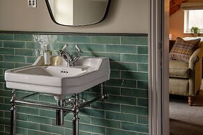 Red Lion Hotel and Manor House