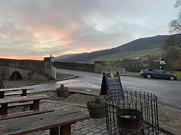 Red Lion Hotel and Manor House