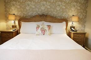 The Heather Glen Country House