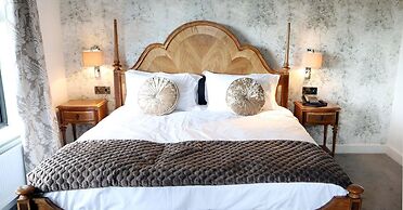 The Heather Glen Country House