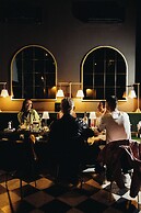 The Chesterton Hotel