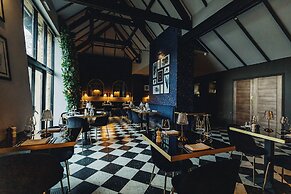 The Chesterton Hotel