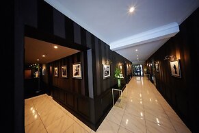 The Chesterton Hotel