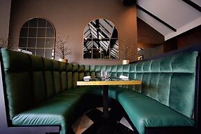 The Chesterton Hotel